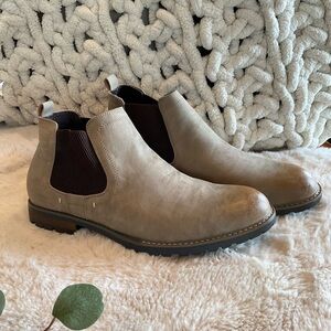 Tan Bruno Marc Philly-2 Chelsea Boots with Distressed Rounded Toe